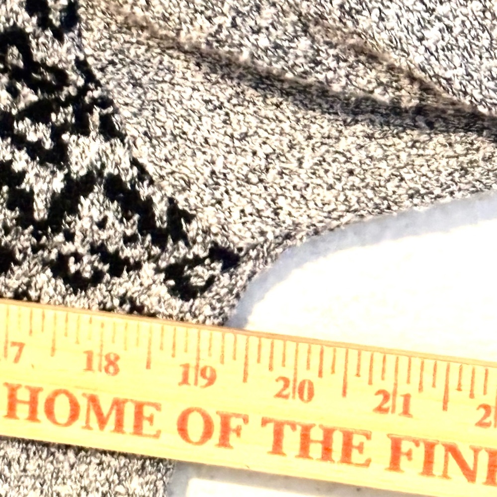 Vintage Fair Isle Tight Knit  Turtleneck Sweater Brown Black Accents Medium Size - Picture 4 of 7